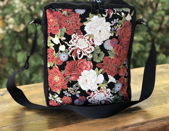 The Fox Plus Shoulder Bag
