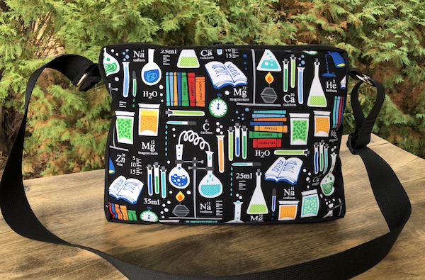 The Honeysuckle Zippered Tote small