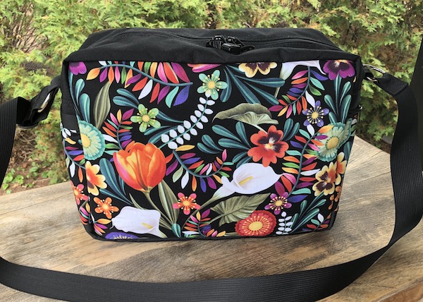 Zoe's Bag Boutique travel bag