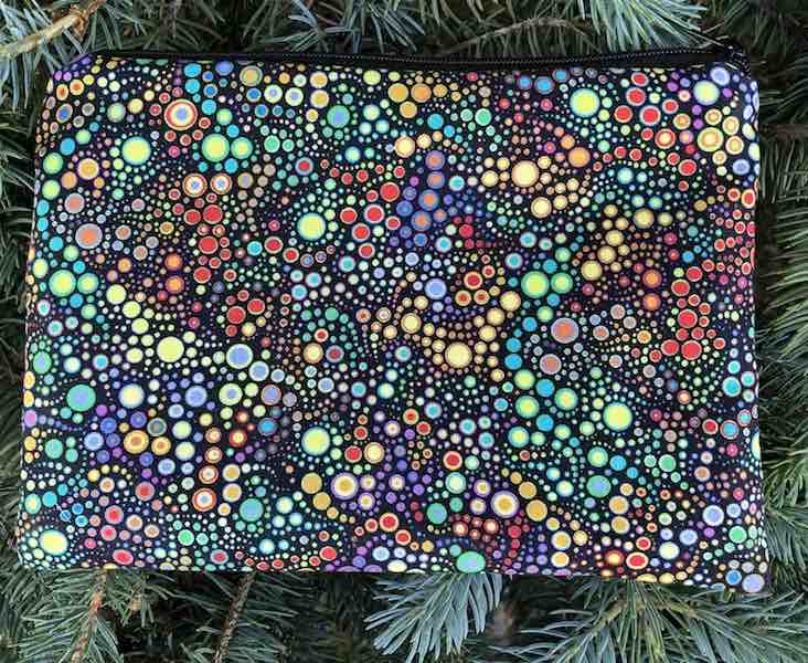 Effervescence dots zippered bag for makeup accessories