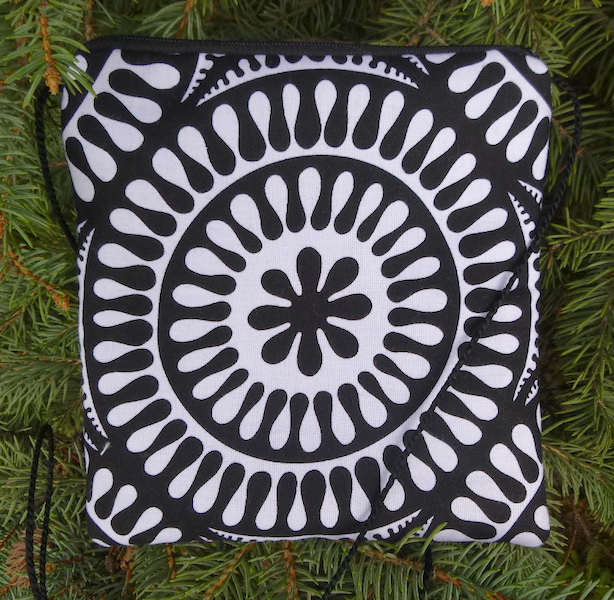 black white iPhone smart phone purse