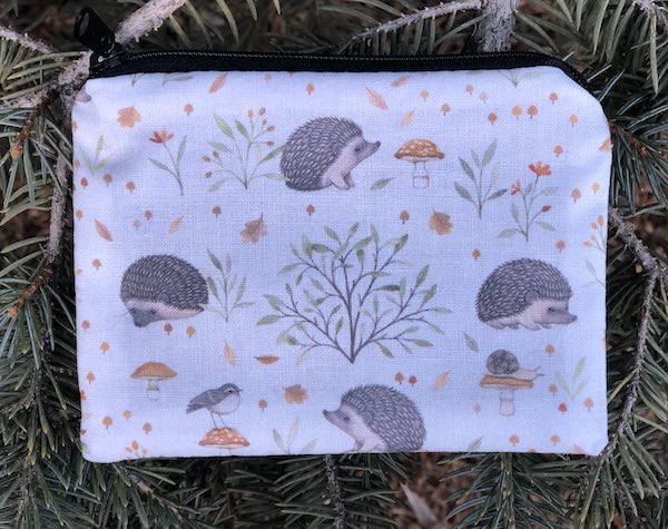 Hedgies coin purse, The Raven