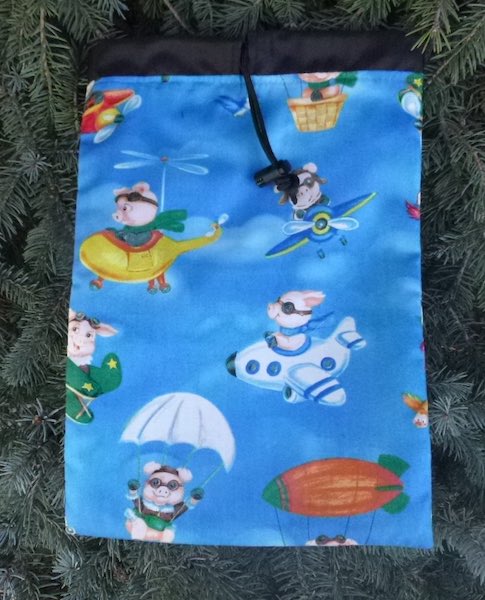 flying pigs flat bag for hairbrushes or rummikug tiles