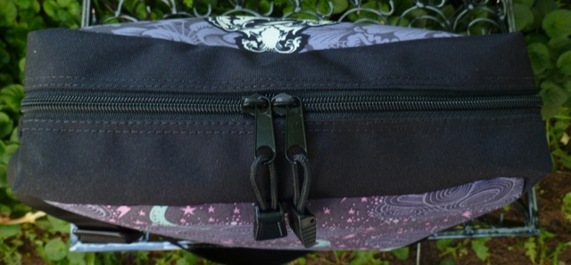 zoe's bag boutique handmade zippered shoulder bag
