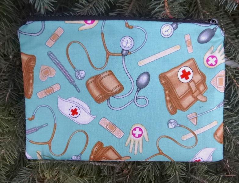 nurses zippered accessory bag