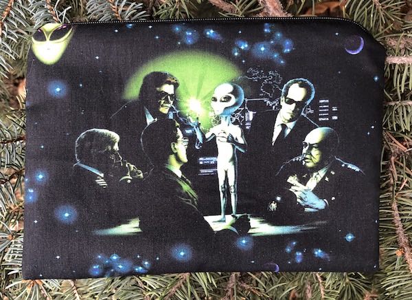 Area 51 aliens and men in black zippered bag