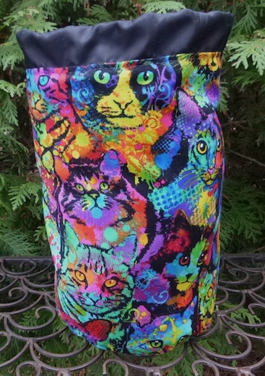 Zoe's Bag Boutique Suebee drawstring knitting bag