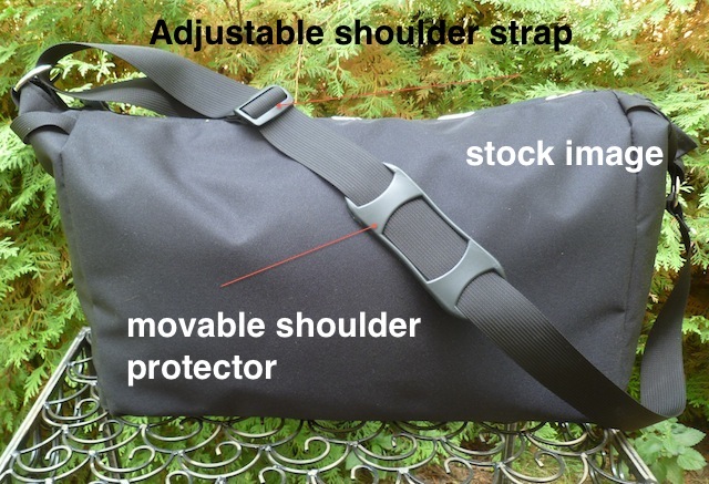 large messenger bag with adjustable shoulder strap