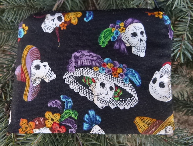 Day of the Dead skulls in hats coin purse