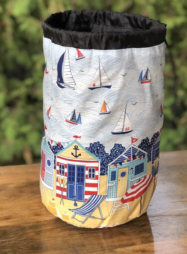 Beachy drawstring bag, The Large Suebee