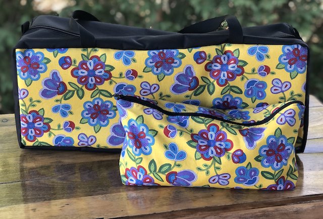 Beaded Blossoms Mahjongg Storage Set The Zippered Tote-ster and Large Zini