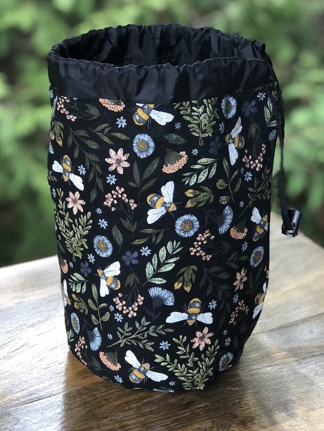 Busy Bees SueBee Round Drawstring Bag