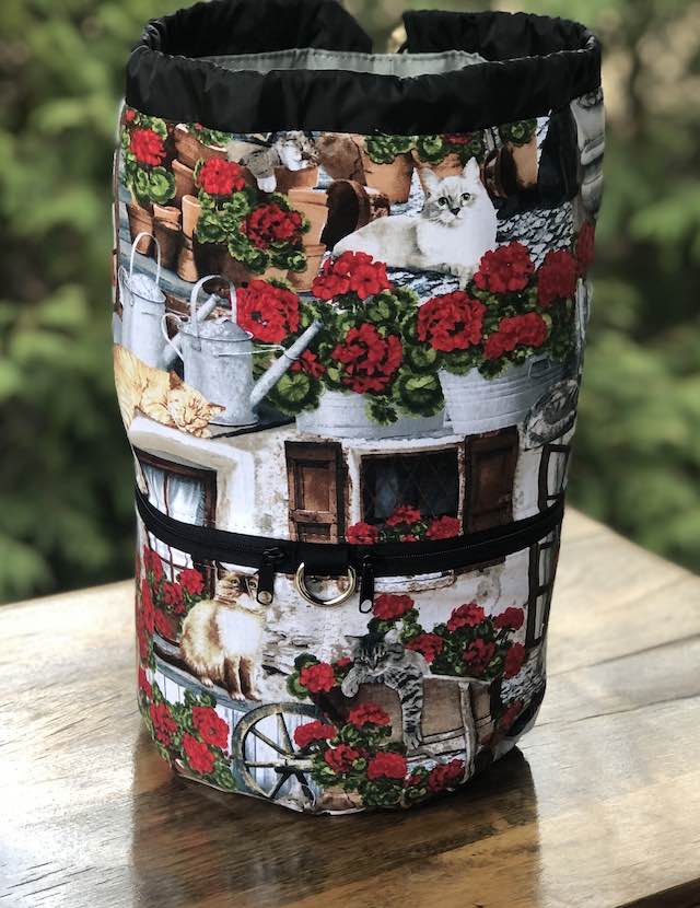 Geranium Cats knitting project bag, large Kipster