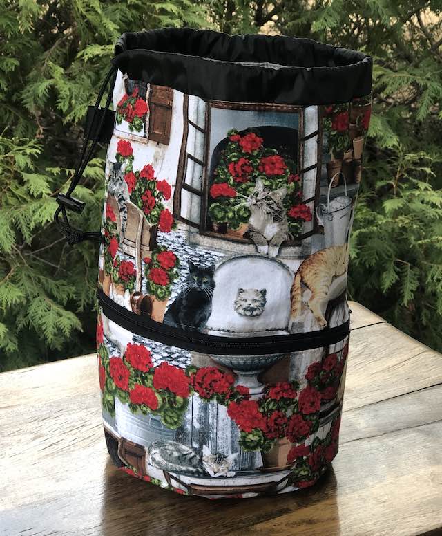 Geranium Cats knitting project bag, large Kipster