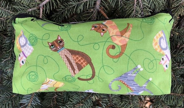 Cats and Yarn flat bottom bag, The Zini