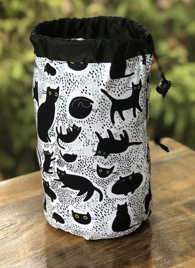 Catitude SueBee Round Drawstring Bag