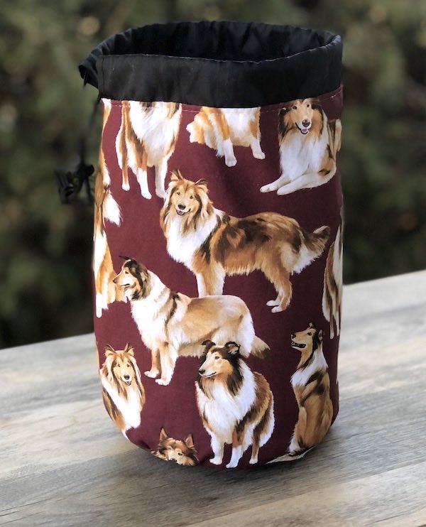 Collies SueBee Round Drawstring Bag