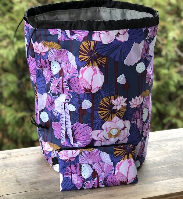 Conservatory Alpaca Deluxe, large knitting bag and pouch