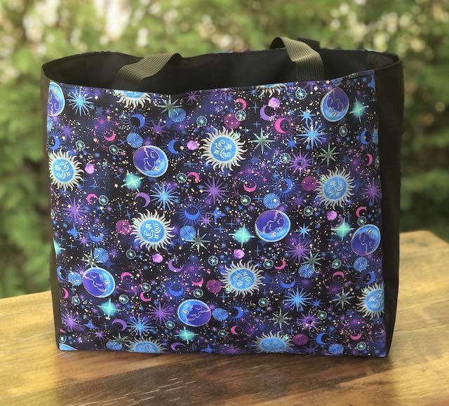Cosmos Fauna Deep Tote