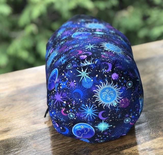 Cosmos SueBee Round Drawstring Bag