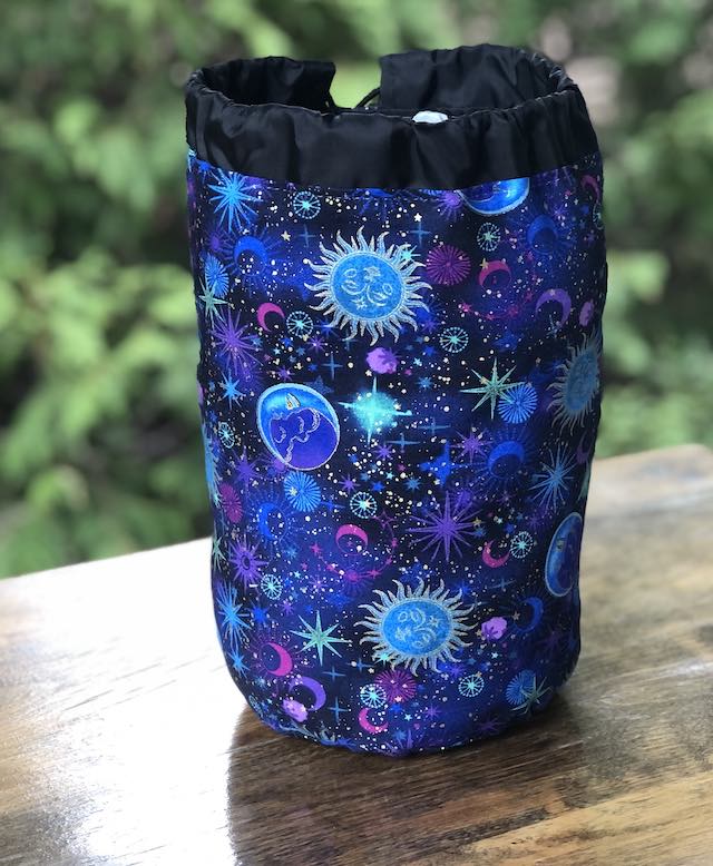 Cosmos SueBee Round Drawstring Bag