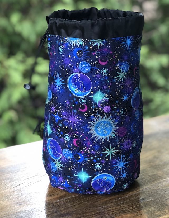 Cosmos SueBee Round Drawstring Bag