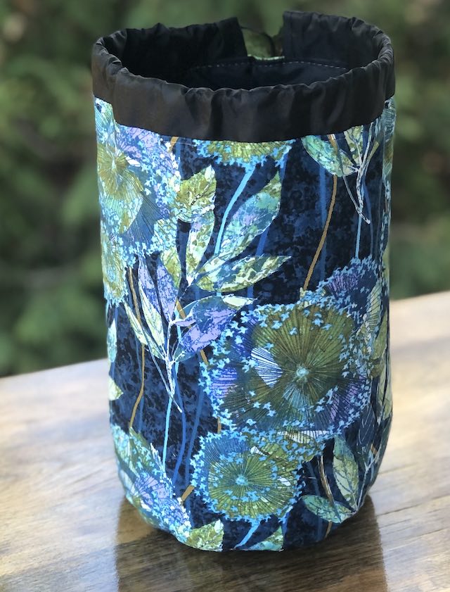 Dandelions SueBee Round Drawstring Bag