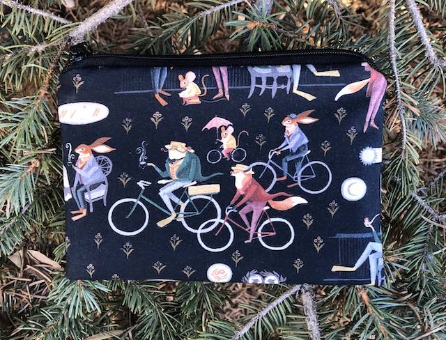 Dapper Den Goldie zippered bag