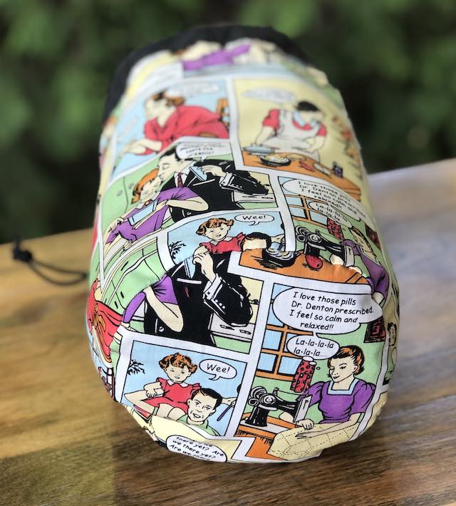 Dysfunctional Family SueBee Round Drawstring Bag