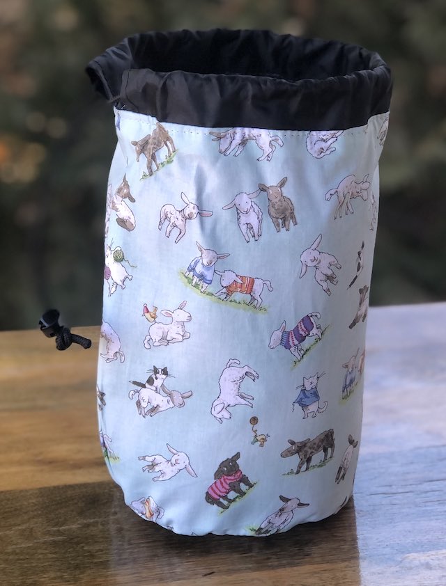 Fair Isle Friends Teal SueBee Round Drawstring Bag