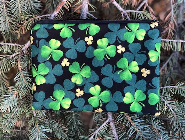 Golden Clovers zippered bag, The Scooter