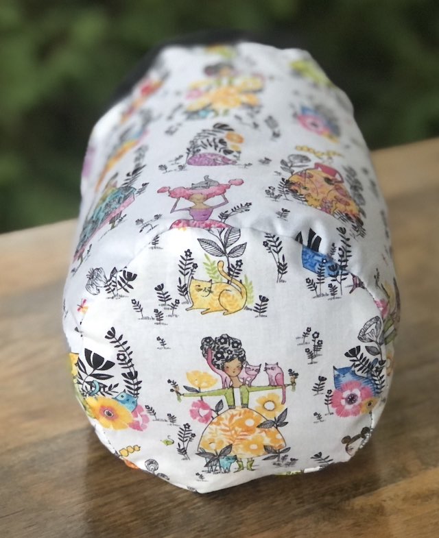 Here Kitty Kitty SueBee Round Drawstring Bag