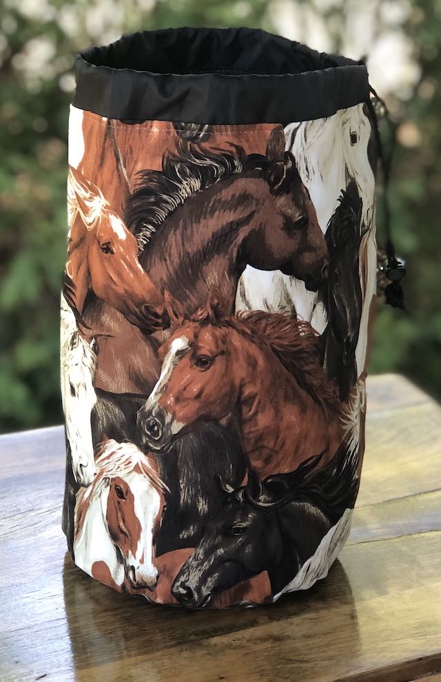 Horses drawstring bag, The Large Suebee