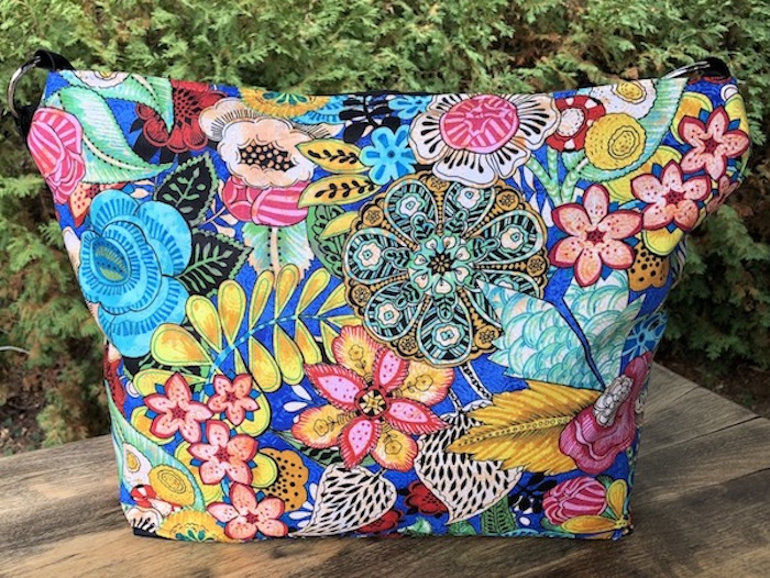 Zoe's Bag Boutique Floral Large Tootsie Zippered Purse