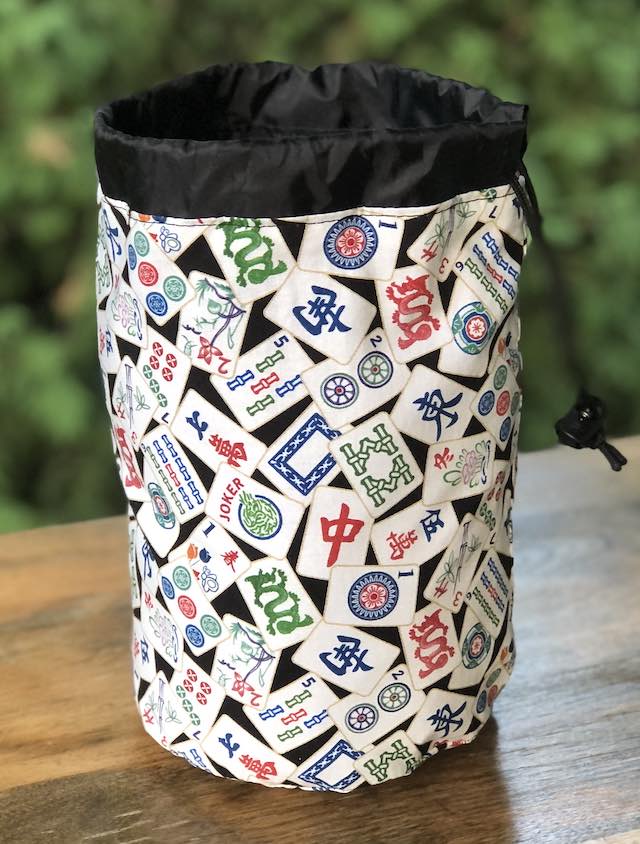 Mahjong Tiles on Black SueBee Round Drawstring Bag