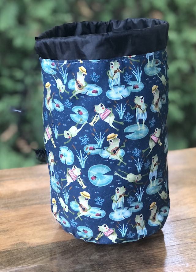Musical Frogs SueBee Round Drawstring Bag