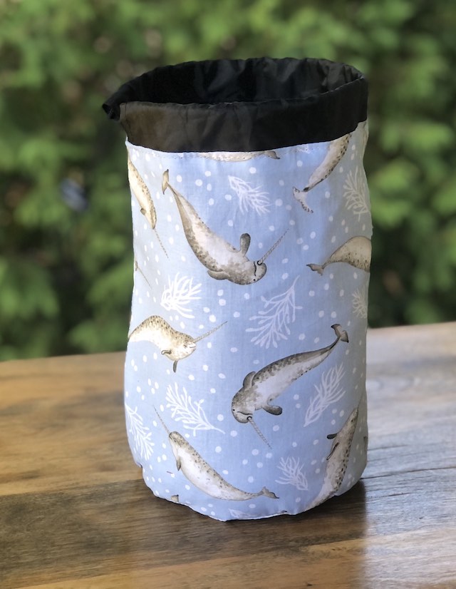 Narwhal SueBee Round Drawstring Bag