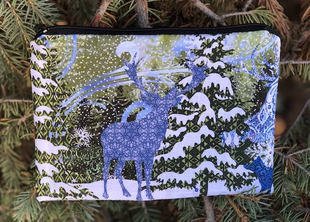 Nature's Winter Deer zippered bag, The Scooter
