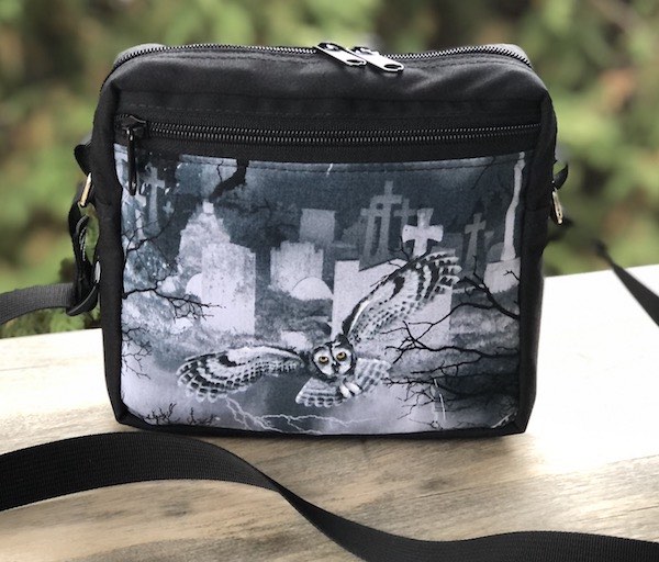 Owl's Graveyard Hipster Shoulder Bag, The Otter