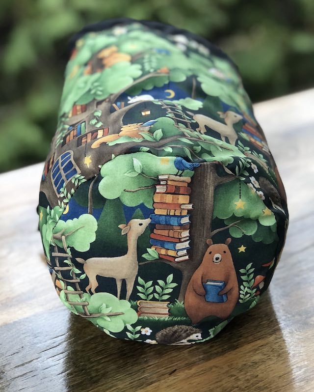 Reading Tree SueBee Round Drawstring Bag