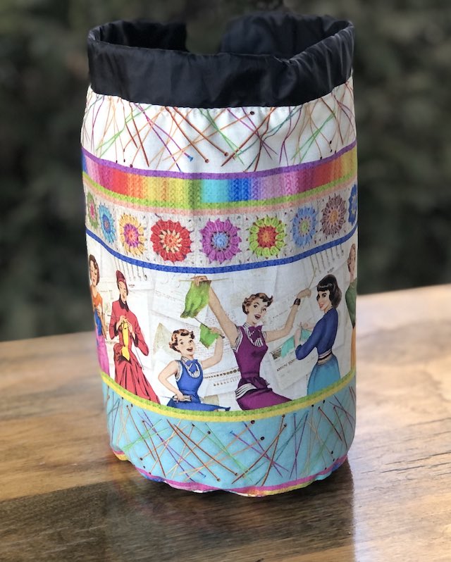 Retro Knitters SueBee Round Drawstring Bag