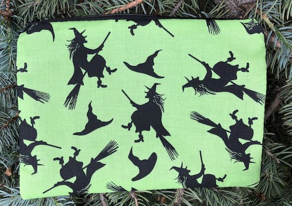 Flying High zippered bag, The Scooter