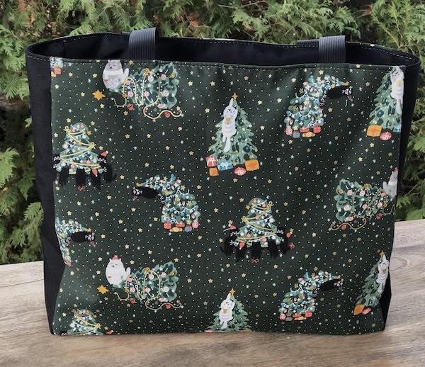 Rockin' Around the Catmas Trees Hunter Green Medium Fleur Tote, wide