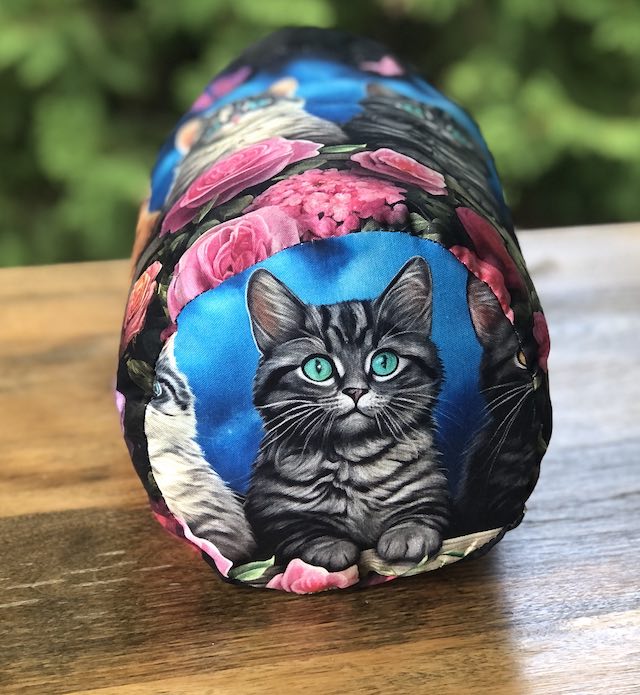 Rosy Kitties SueBee Round Drawstring Bag