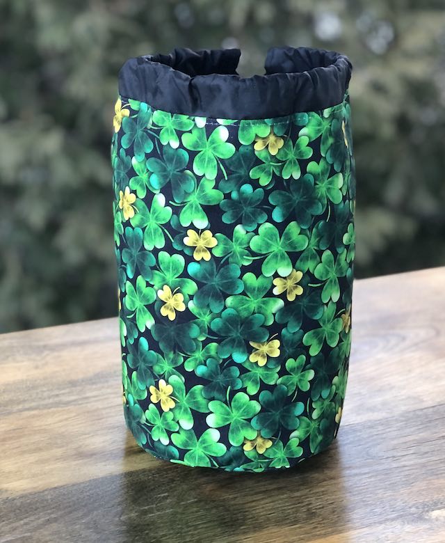 Shamrock Scatter SueBee Round Drawstring Bag