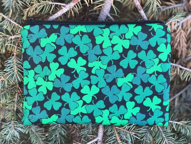 Shamrocks zippered bag, The Scooter