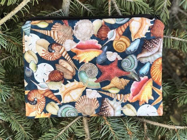 Shell-y zippered bag, The Scooter