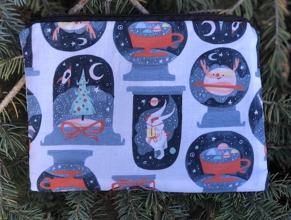 Merry Spacemas Snow Globes zippered bag, The Scooter