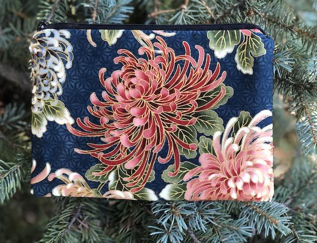 Spider Mums zippered bag, The Scooter