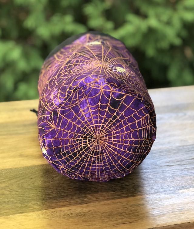 Spidery SueBee Round Drawstring Bag